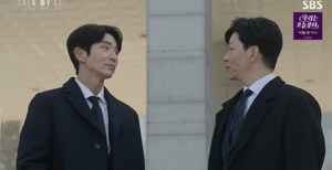 [종합] ‘어게인 마이 라이프(어겐마)’ 최광일, 이준기에게 김형묵 스폰 비리  처리 지시…이경영에게 ‘무릎꿇어’