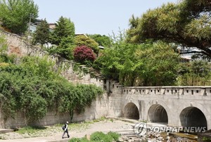 한양도성·북한산성 잇는 조선 방어 체계 &apos;탕춘대성&apos; 사적 된다