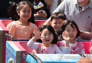 한국·일본 어린이 비율 11.7%…나란히 세계 최저 수준