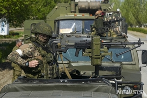 우크라 "러군, 실수로 자국군에 화염 방사기 발사"…러, 언급 없어(러시아 우크라이나 침공)