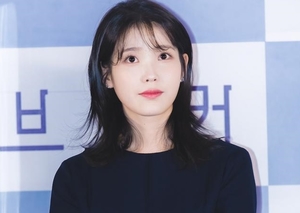 “포근한 5월 만끽하길”…아이유(IU), 30번째 생일 기념→‘아이유애나’ 이름으로 기부