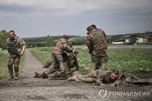 돈바스 교전 격화…"러 최후 공세일 수도…시간은 우크라 편"(러시아 우크라이나 침공)