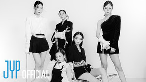 있지(ITZY), 새 앨범 &apos;CHECKMATE&apos; 콘셉트 필름 공개…물오른 컴백 비주얼