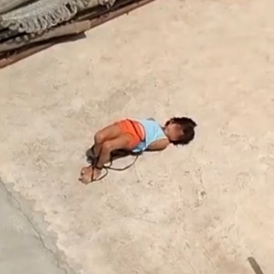 "숙제 안해서"…42℃ 폭염에 5살 딸 묶어 옥상에 방치한 인도 엄마