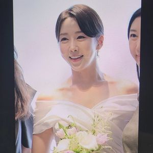 “본식 사진 이제 정리 중”…한영, ♥박군과 결혼식 현장 사진 공개