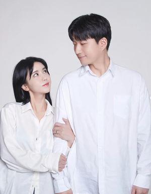 BJ 서윤, &apos;♥ 박재혁&apos;과 열애 고백→다정한 럽스타 공개