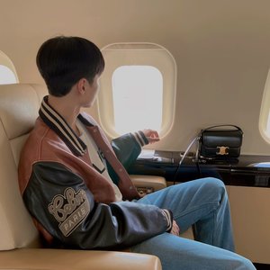 박보검, 직접 전한 파리 스케줄 후기…비행기 인증샷 눈길