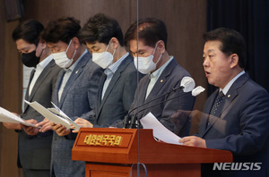 민주당, 북한 피살 공무원 논란에 "손발 맞춰 역할극…대통령실 기획"