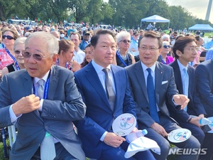 최태원 SK회장 "칩4, 정부서 다룰 몫…유리한 쪽 선택"