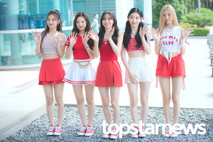 [UHD포토] 있지(ITZY), ‘탄산음료가 생각나는 여름여름한 무대의상’ (두시탈출 컬투쇼 출근길)