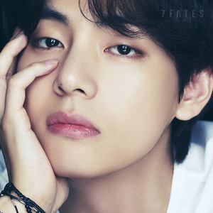 ‘HISTORY MAKER Taehyung‘ 방탄소년단 뷔 자작곡 &apos;Blue & Grey&apos; 스포티파이 2억 스트리밍 돌파…英인디펜던트 ″외로움을 위로하는 곡″