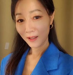"수술받고 회복" 배우 방은희, 사고 당한 아들 두민이 근황 공개 