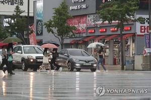 [내일 날씨] 오늘 저녁부터 다시 비 소식…내일 오후 전국에 비, 경기동부·충청권 등 강수량 많을 듯