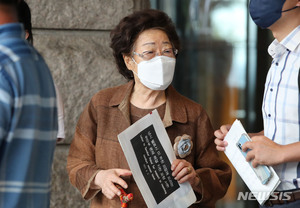 위안부 피해자 이용수 "광복절에 日 관계 개선 얘기만"