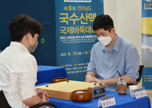 이원영 9단, 입단 13년만에 첫 우승…국수산맥 국내대회 우승(종합)