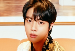 &apos;Shazam King SEOKJIN&apos; 방탄소년단 진, &apos;Yours&apos; 샤잠 최초·최장 131일 연속 1위, 일본 차트 1위-7위 &apos;톱7&apos; all 석권 ...일본 샤잠의 절대강자