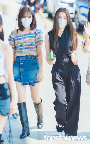 [HD포토] 레드벨벳 웬디-아이린, ‘함께 걷기’ (김포공항 출국)