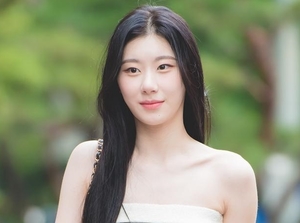 “재택 치료 받아 특별한 증세 없어”…있지(ITZY) 채령, 코로나19 재확진→격리 해제로 일상 복귀 (전문)