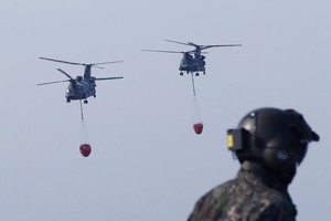 미 육군, 엔진 결함으로 치누크 헬기 전체 운항 중단