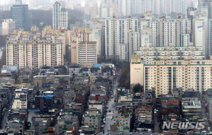 기재부 "공공주택 공급, 지난 정부보다 많아…질적 향상 중점"