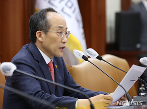 추경호 "외환시장 교란행위 엄단…경상수지 당분간 변동성 클 듯"(종합)