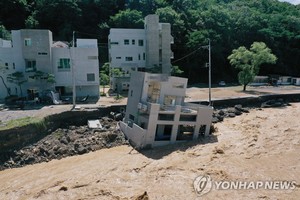 제11호 태풍 &apos;힌남노&apos; 피해 종합…"건물마저 통째로 떠내려가"