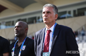 &apos;한국과 악연&apos; 케이로스 감독, 이란 축구대표팀 지휘봉