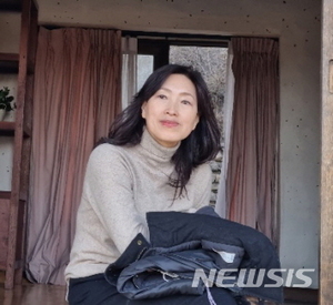 김해 구지가문학상, 시인 김루 &apos;공원의 표정&apos;