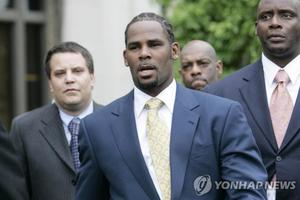 알 켈리(R. Kelly), &apos;아동 포르노 제작&apos; 혐의 유죄…피해자 &apos;오열&apos;