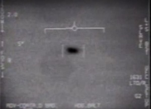 러시아와 전쟁중인 우크라이나 키이우 상공에 UFO 출현
