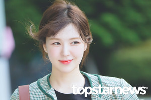 [UHD포토] 레드벨벳 웬디, ‘Windy Day에 만난 Wendy’ (웬디의 영스트리트 출근길)