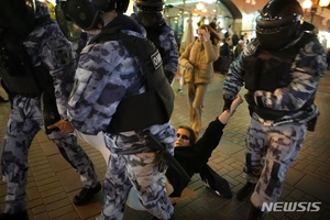 러 동원령 반대 시위 1300명 이상 체포…확산 여부 주목(종합2보)