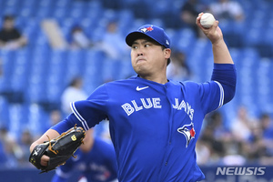 류현진, MLB 서비스 타임 10년 채워…한국인 세 번째