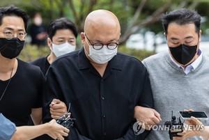 &apos;호텔 파티룸서 필로폰 투약&apos; 돈스파이크 구속기소