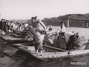 1950년 서울수복 이후 시민들 삶은?…사진·영상 기획전