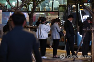 [내일 전국 날씨] 내일도 서늘해…전국 대부분 낮 기온 20도 안팎 그쳐