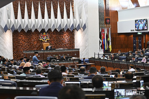 말레이시아 의회 해산 뒤 11월초 조기 총선 실시