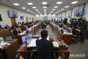 과방위, 국감 증인 변경…구글·애플·넷플 韓지사 대표→임원