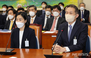 “4000만 이용자 기만 아닌가”…구글· 메타 ‘개인정보 수집관행’ 국감 공방