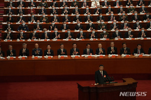 시진핑 "조국통일 꼭 실현…대만에 무력사용 포기 약속 안 해"