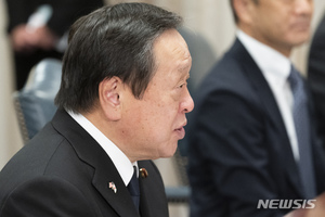 日방위상 "반격능력 조건 타국 무력공격 착수 시점, 개별 판단"