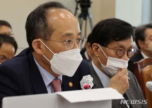 추경호, 론스타 책임 추궁에 "비금융주력자 아냐…책임 다했다"