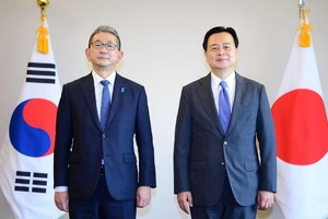 한일 외교차관, 도쿄서 강제징용 해법 논의…11월 정상회담 추진