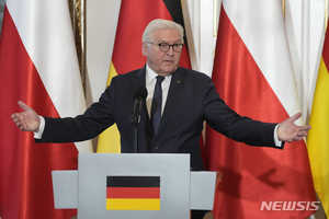 독일 대통령 키이우 깜짝 방문…6개월만에 방문 성사