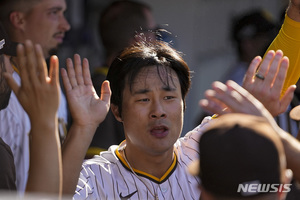 김하성 역전 발판 놓은 NLDS 4차전, MLB PS 명장면 꼽혀