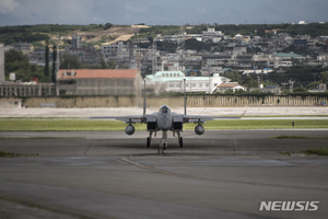 美, 日가데나 기지서 F-15 전투기 영구 철수…"中억지력 약화 우려"