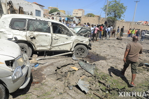 소말리아 수도 모가디슈서 차량 폭탄…최소 10명 사망