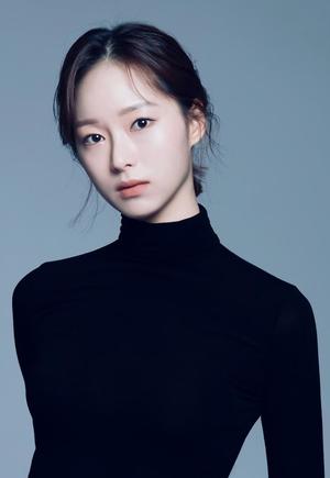 "동료 사이일 뿐" 배우 박보연, 아스트로 라키와 열애설 반박