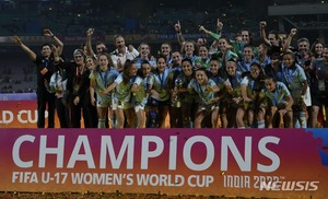 스페인, U-20 이어 U-17 여자 월드컵까지 제패
