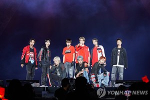 NCT 127 &apos;질주&apos;, 5주 만에 &apos;빌보드 200&apos; 귀환…블랙핑크는 166위